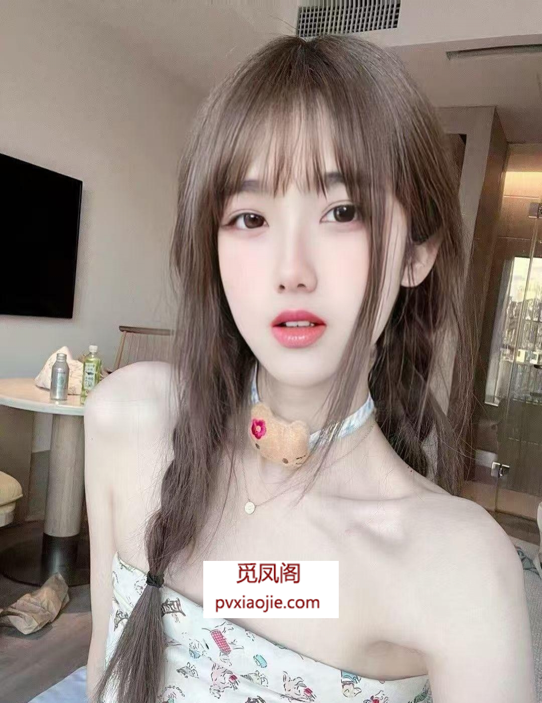 巨乳学生妹个人兼职带房