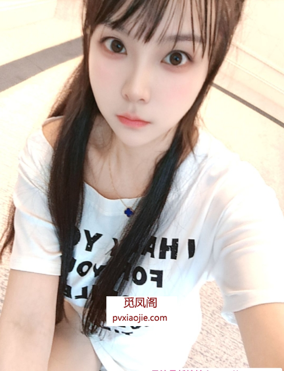 白云奶妈少妇