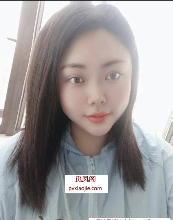 巨乳坦克啵啵老师