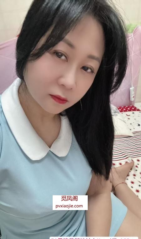 妩媚大胸萝莉少妇