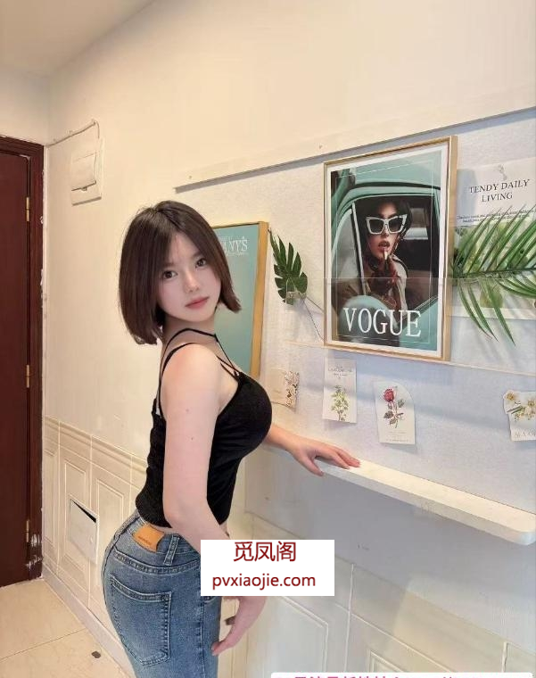 甜美小巧女友妹子