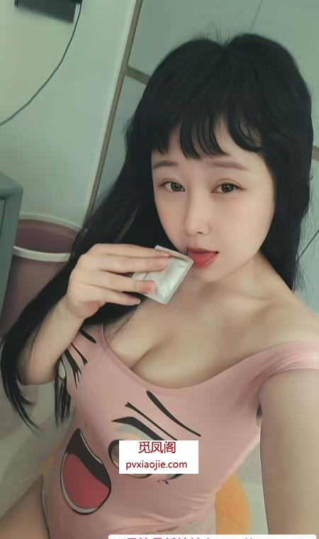 反食娃娃脸大奶少妇