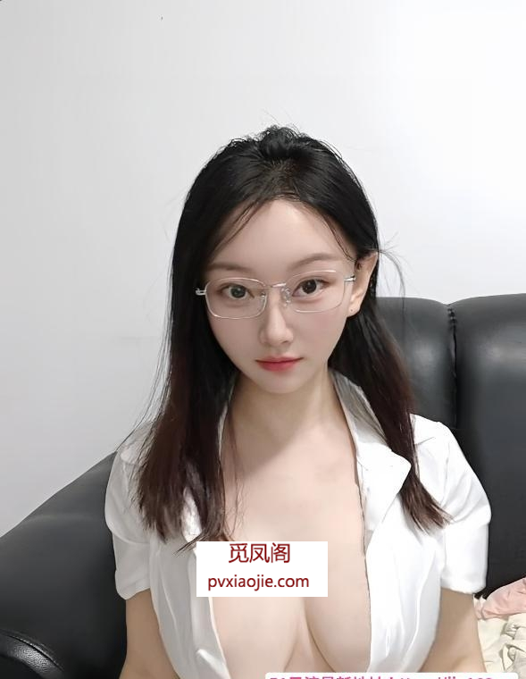 福田翘臀瑜伽老师